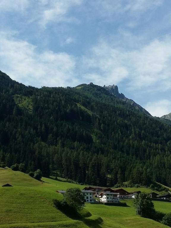 Haus Pinnistor Neustift im Stubaital Exterior foto